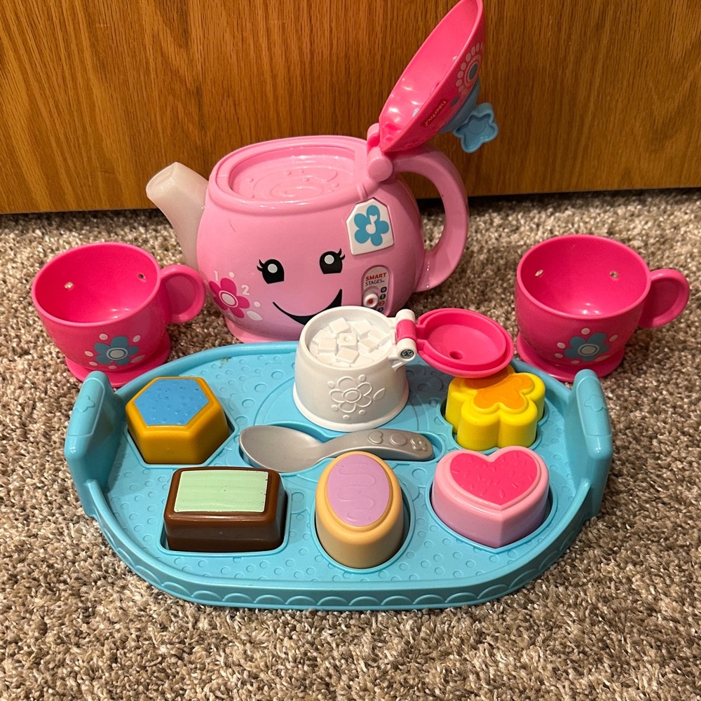 Fisher Price Laugh and Learn Tea Set